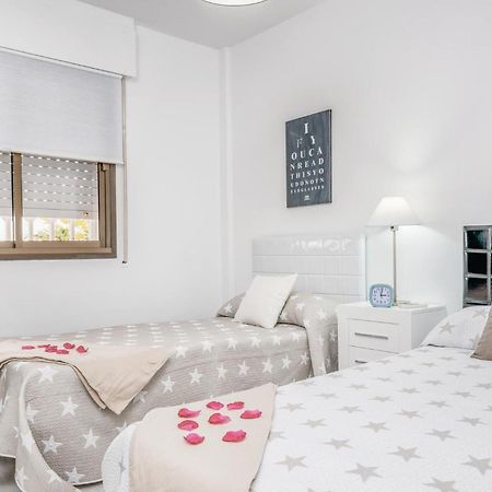 2 Bedroom Lovely Apartment In Mijas Costa Sitio de Calahonda Exterior photo